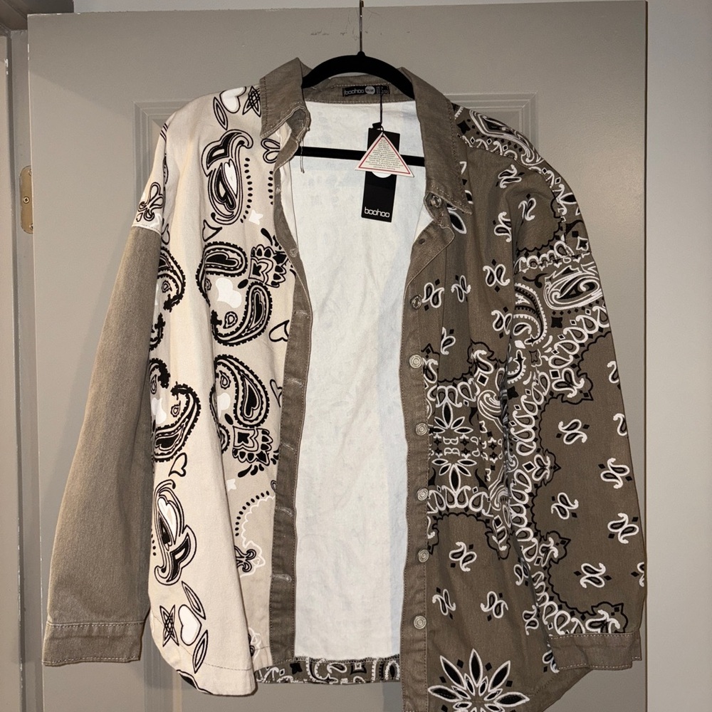 Boohoo Black and Brown Paisley Button Down Shirt